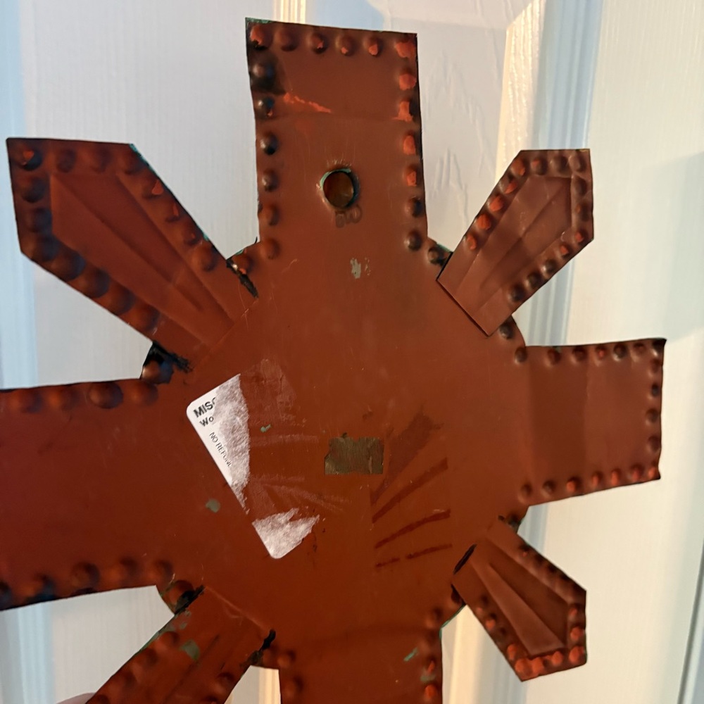 Mexican Tin Art Cross - Picture 6 of 6